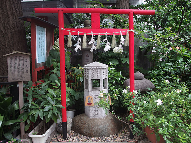 三崎稲荷神社写真