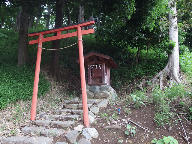 北中村御殿山稲荷写真