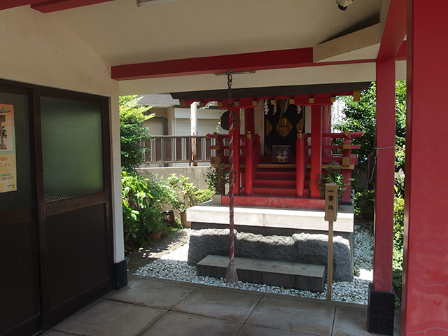 目黒三田春日神社写真