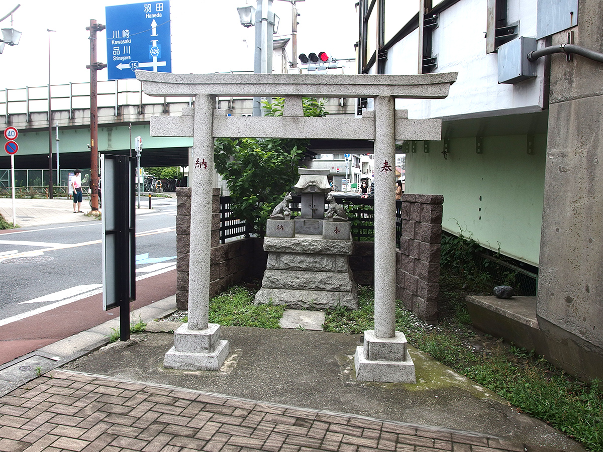 仲六郷稲荷神社