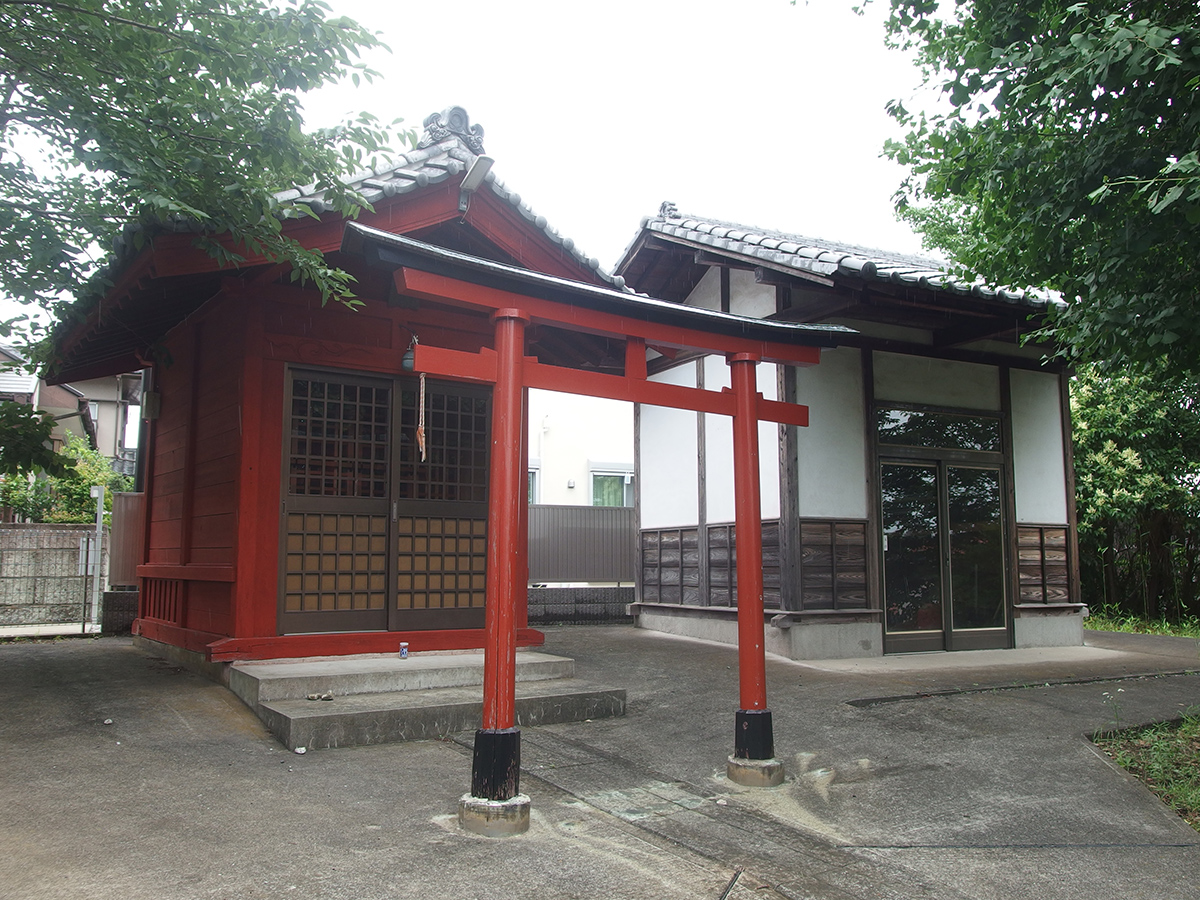 鴨居稲荷神社