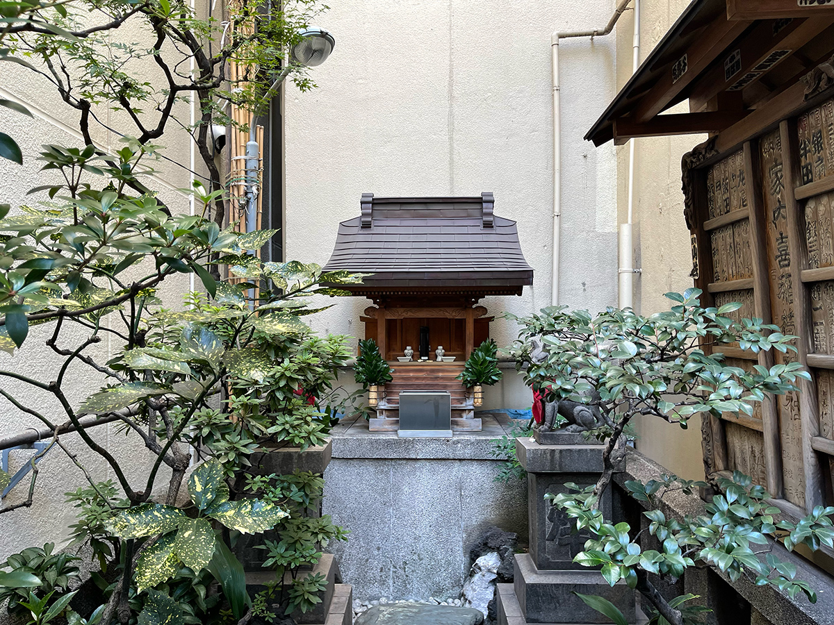 家内喜稲荷神社（中央区日本橋室町）