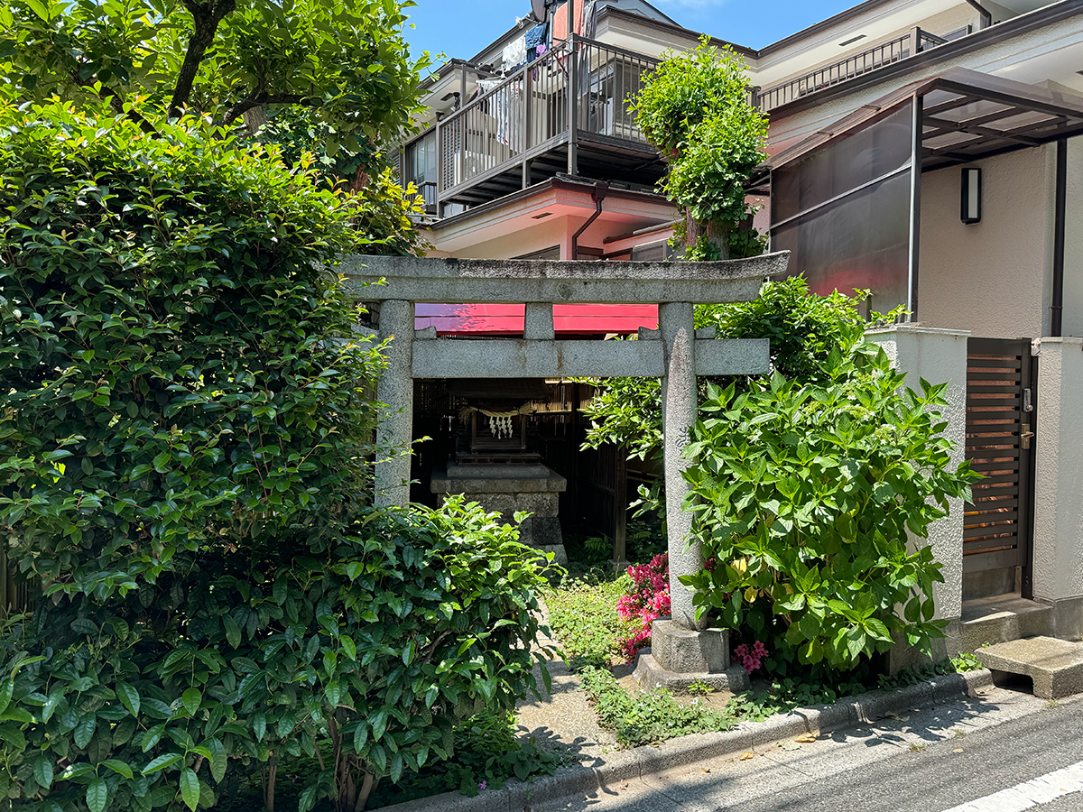 稲荷神社（杉並区堀ノ内）