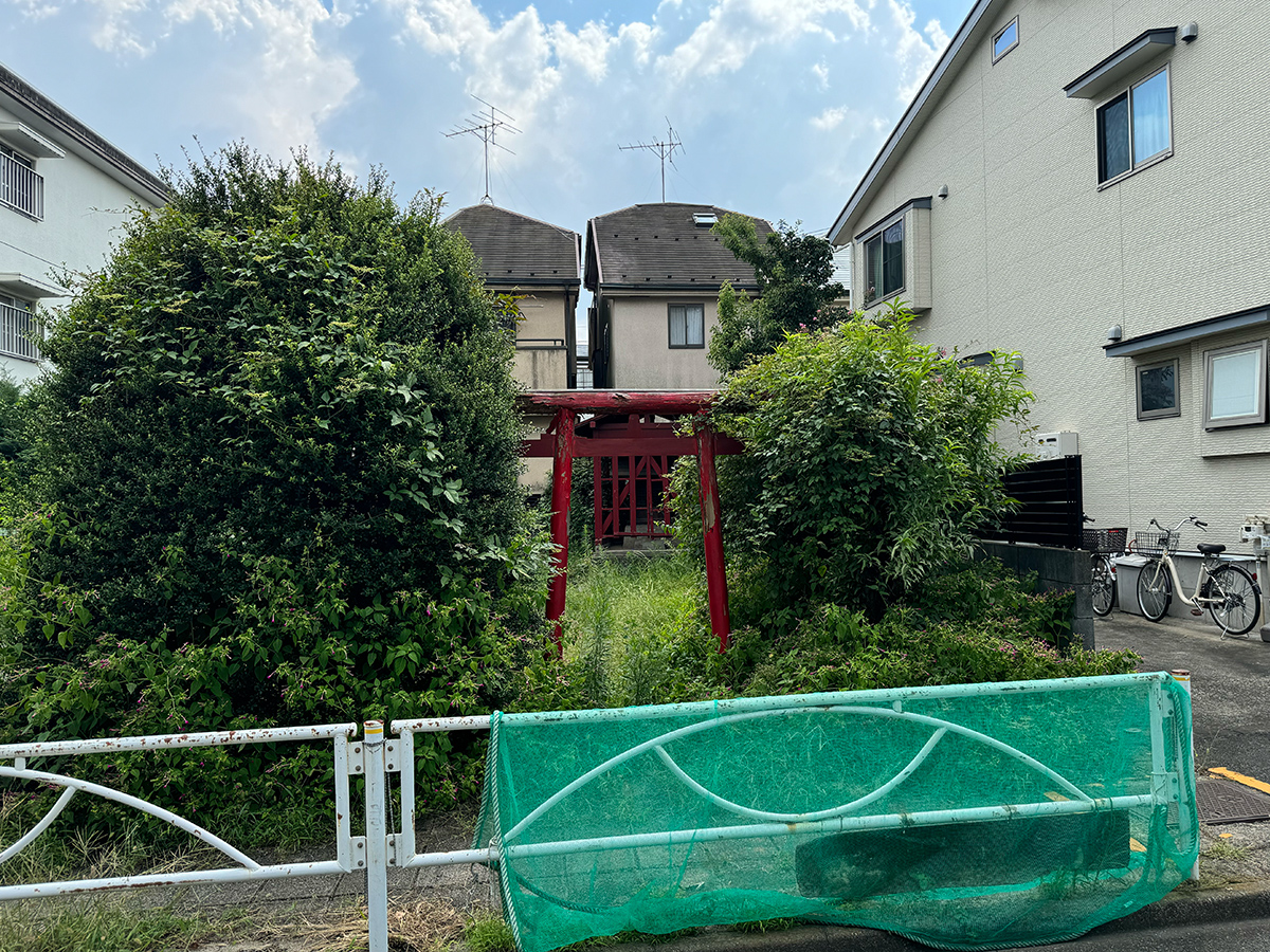 稲荷神社（世田谷区上北沢5）