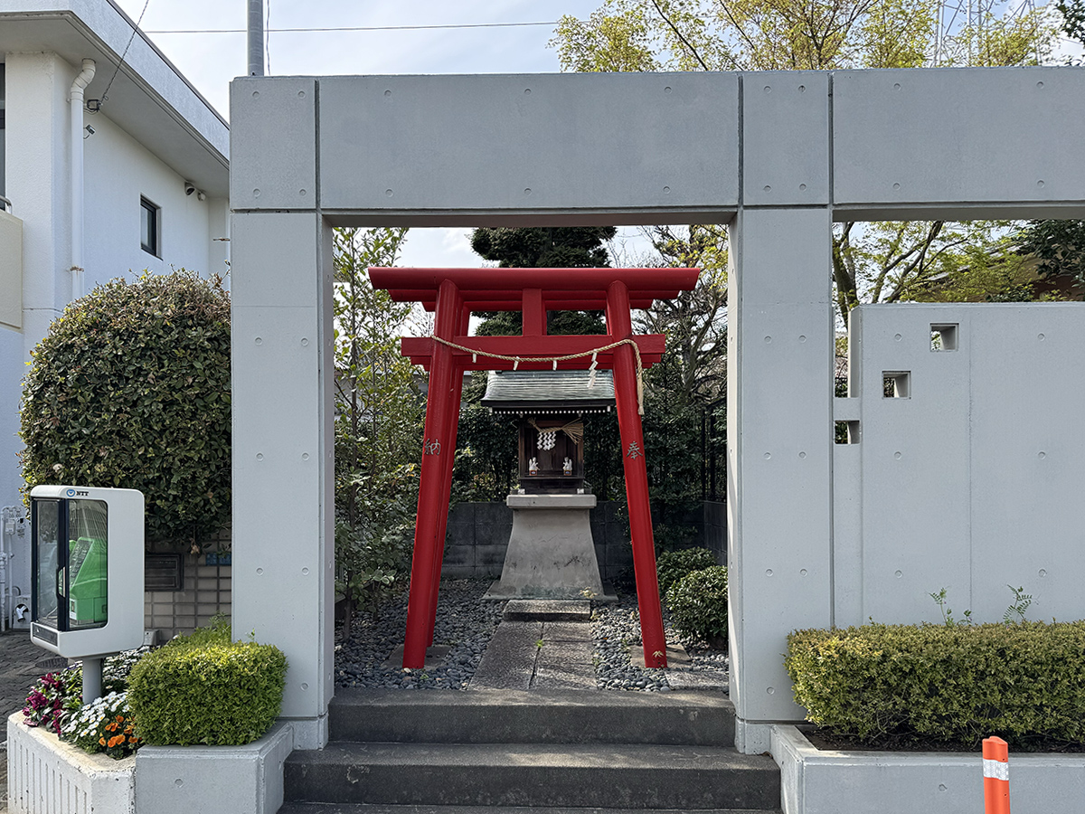 牟礼東町伏見稲荷（三鷹市牟礼）