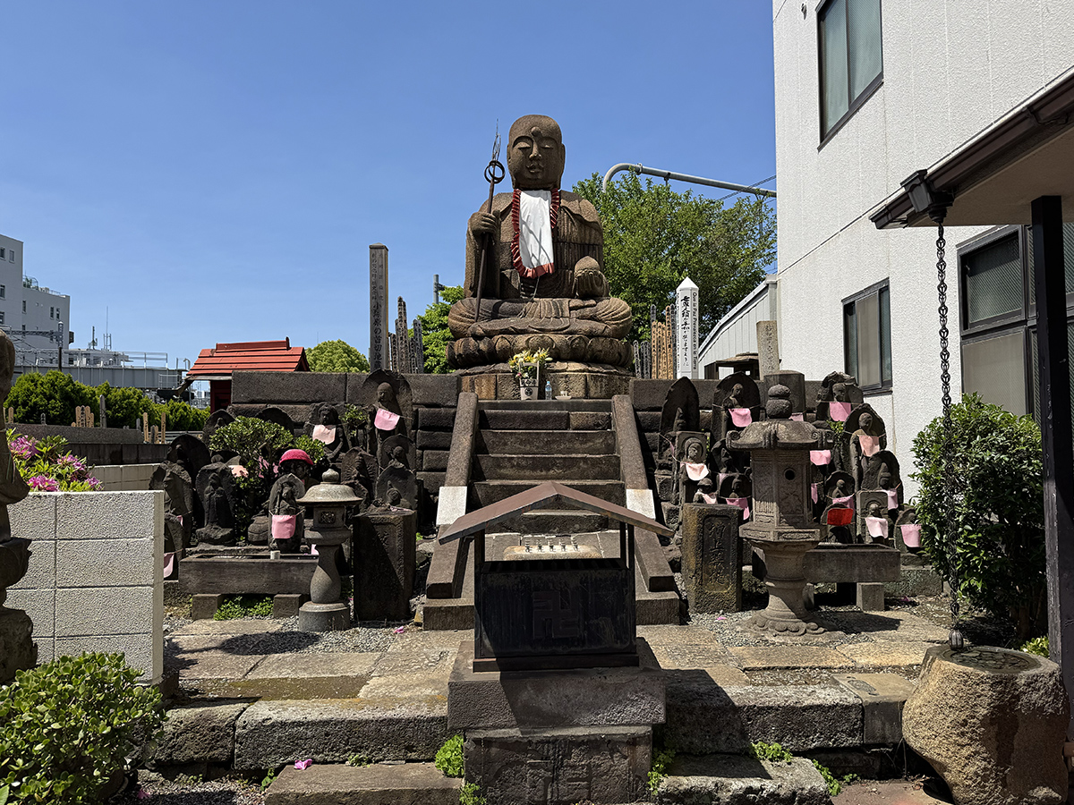 小塚原の首切地蔵（荒川区南千住）