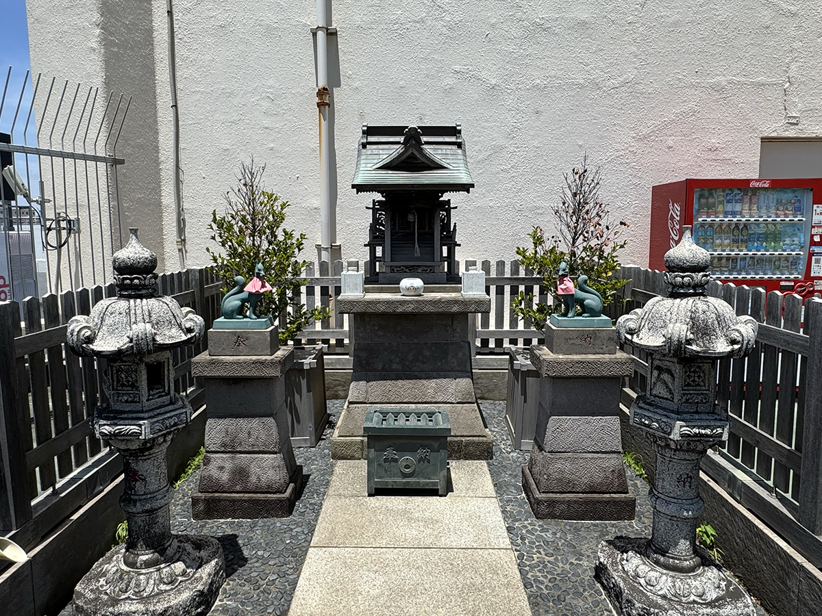 小田急百貨店藤沢店豊川稲荷(藤沢市南藤沢)