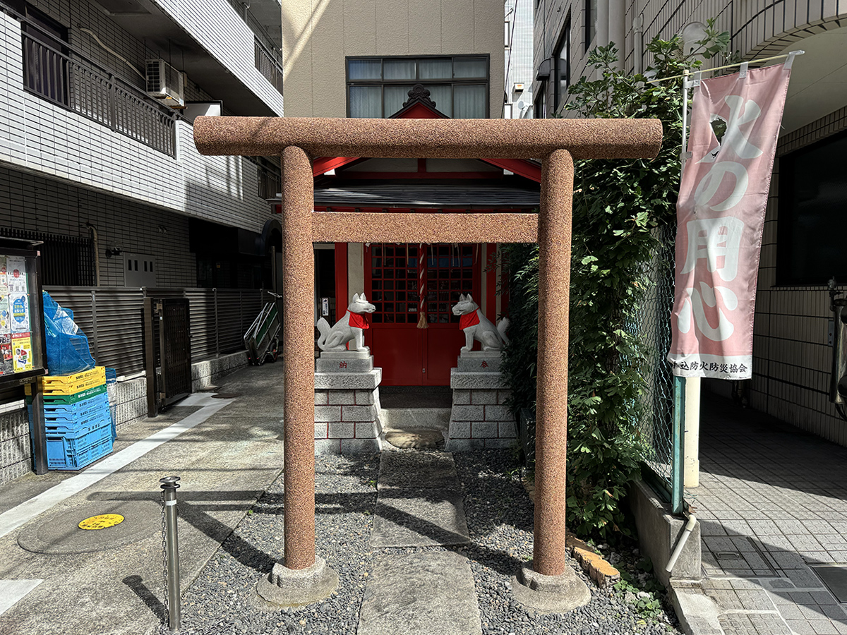 改代稲荷神社(新宿区改代町)
