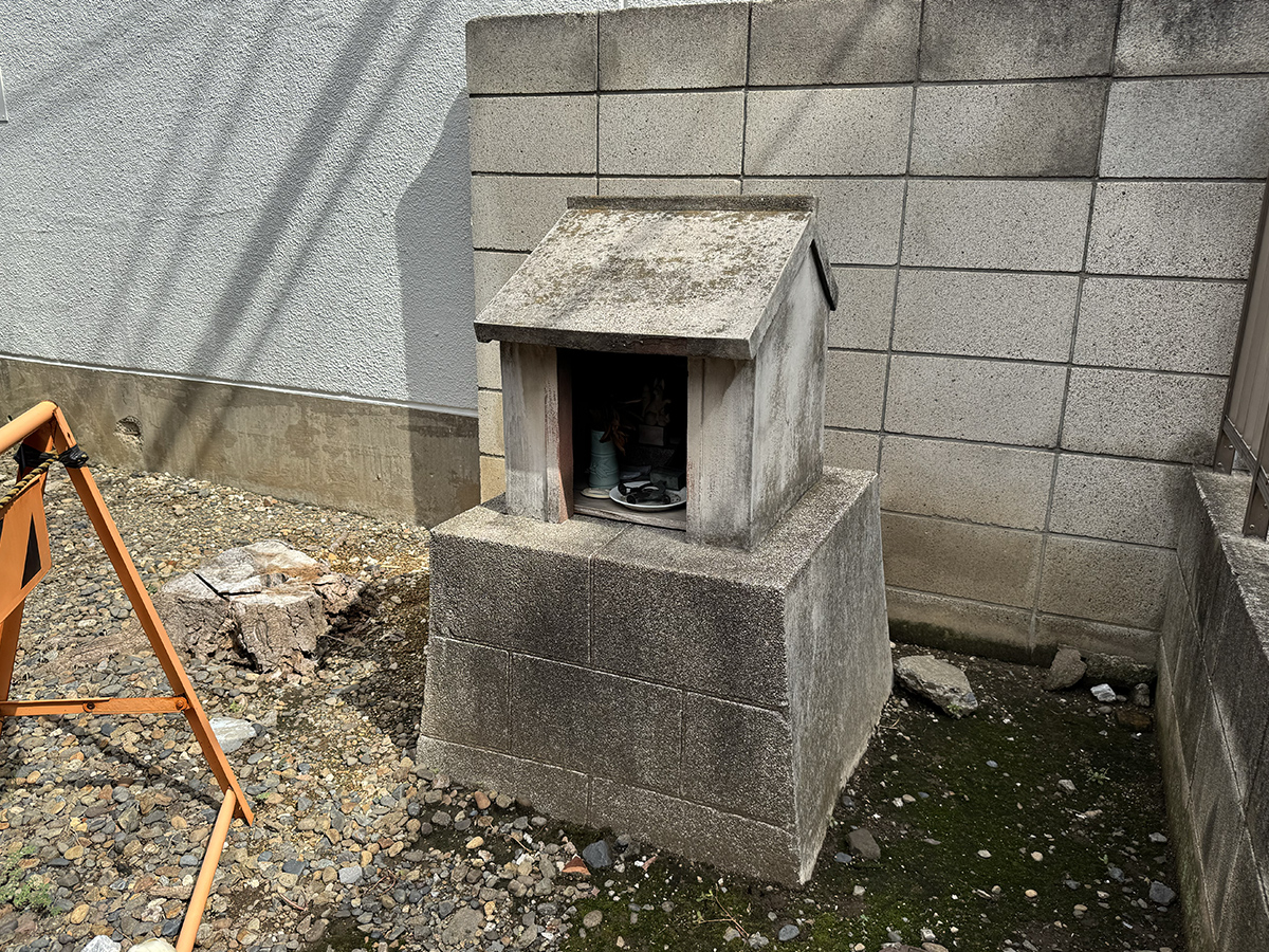 正蔵院稲荷祠(新宿区神楽坂)