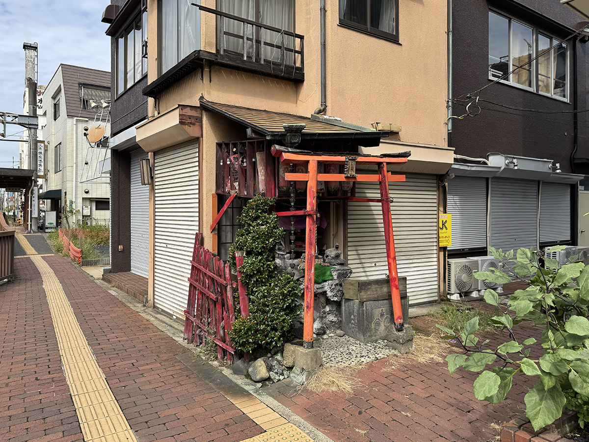 里見稲荷大明神（荒川区南千住）