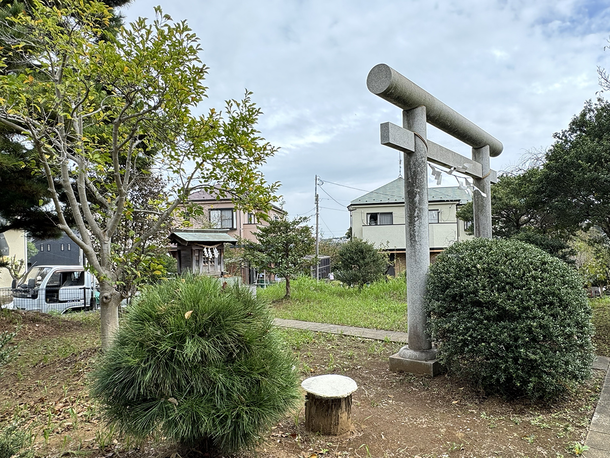 於部屋八幡社(稲城市若葉台)